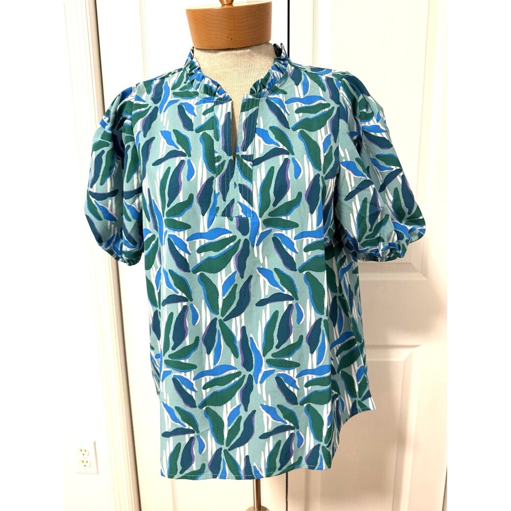 NEW Mary Square Womens sz S Regular Blue/Green Floral V-Neck Short Sleeve Blouse